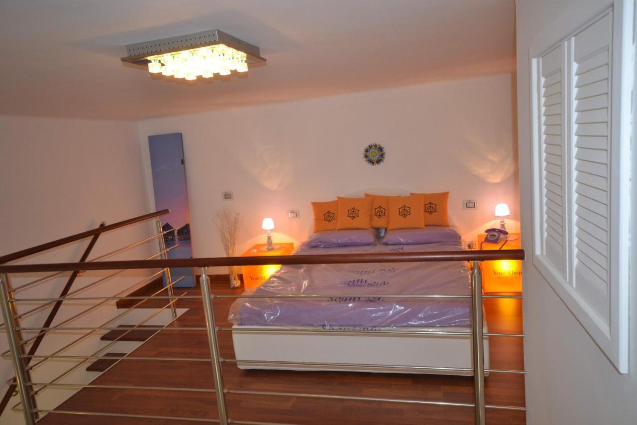 Golden Bay Bed & Breakfast Trani Exterior photo